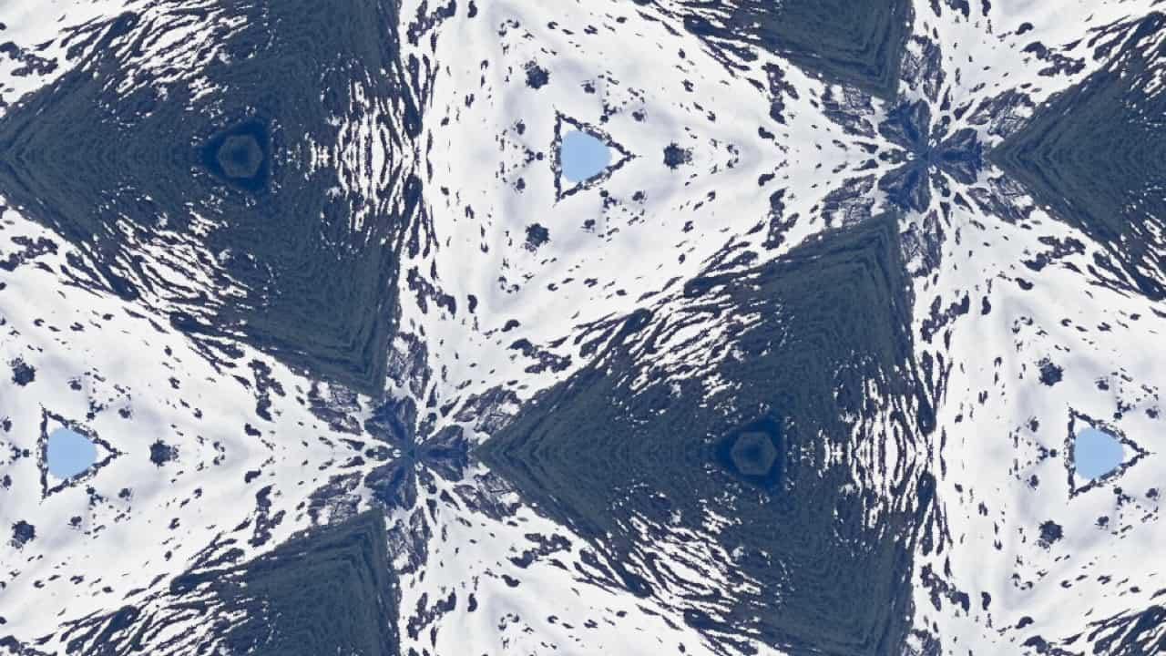 Result of the program, mountain in triangle kaleidoscope